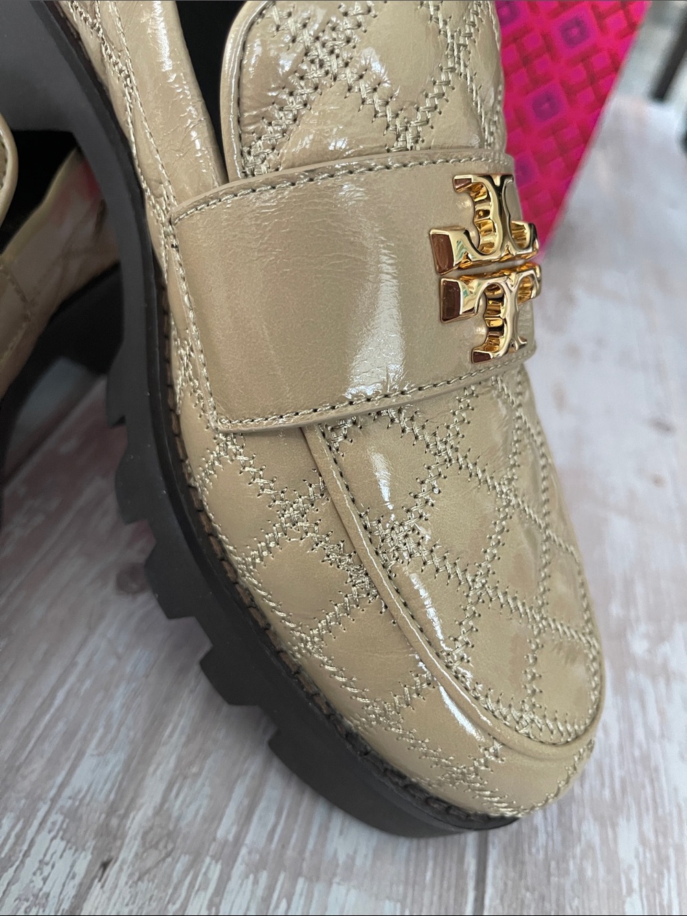 $685 NEW Tory Burch Mini Every Chunky Loafer Size 8.5 Beige Nude Quilted TB logo - Picture 12 of 16